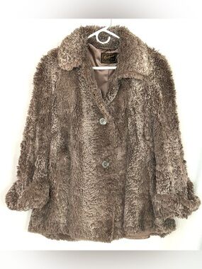 Junior Belle NY VTG Faux Beaver Fur Coat Button Close Pockets Flair Cuffed Brown